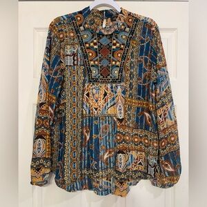 Melissa Paige Boho Patchwork Geometric Long Sleeve Large Blouse.       3184
